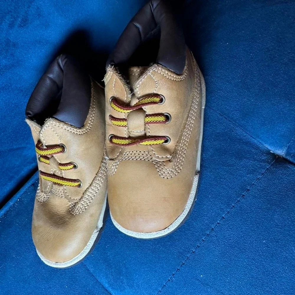 Timberland Toddler Premium Boots Wheat Nubuck Lace Up Size US 4